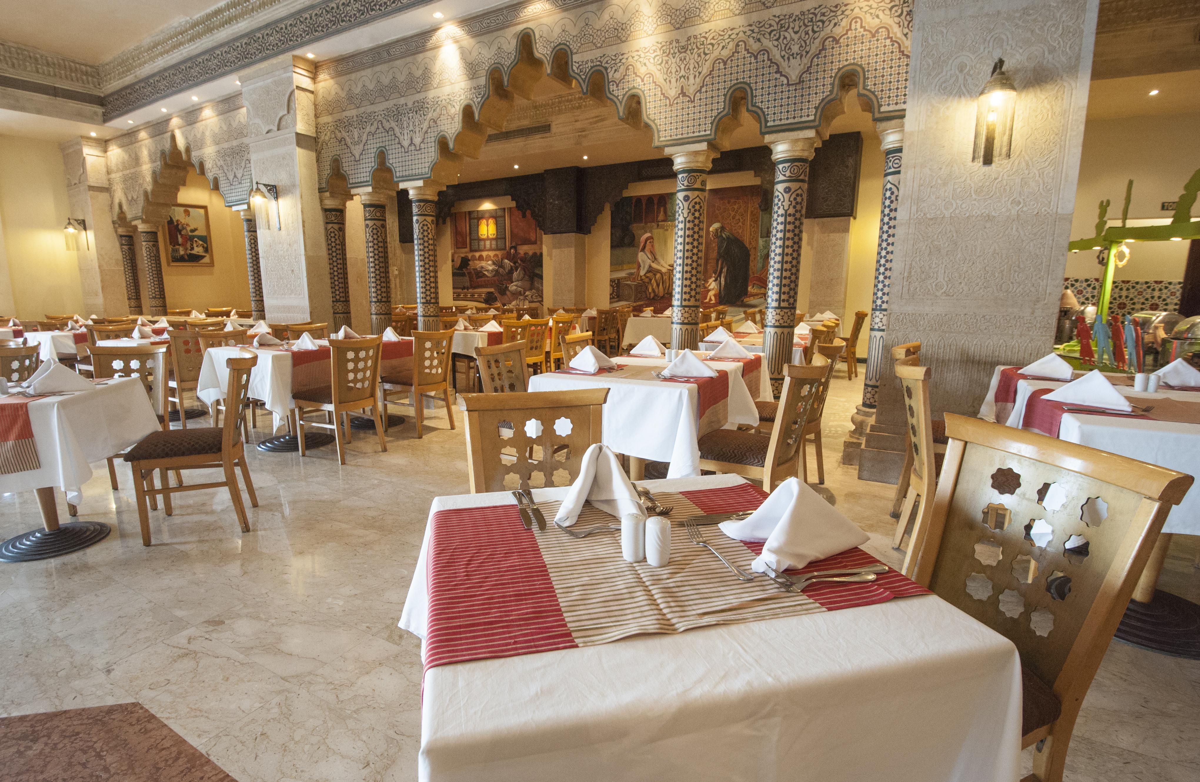 Sunrise Garden Beach Resort Hurghada Exterior photo The restaurant