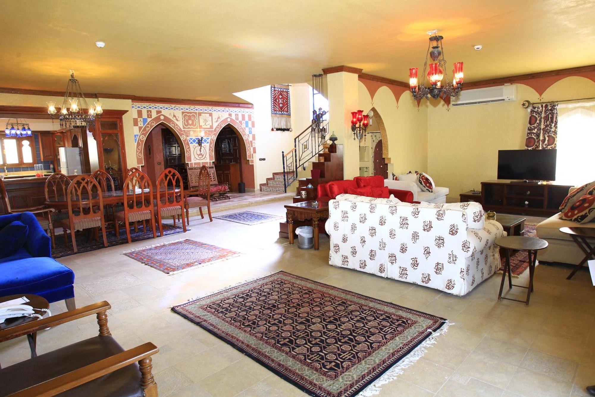 Sunrise Garden Beach Resort Hurghada Room photo The interior of the house