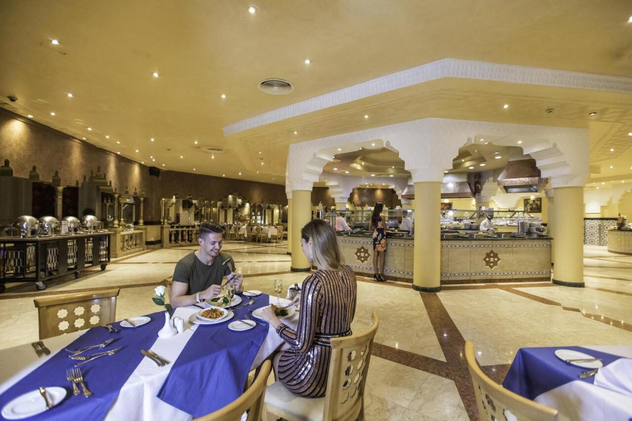 Sunrise Garden Beach Resort Hurghada Exterior photo The buffet at the Grand Hotel